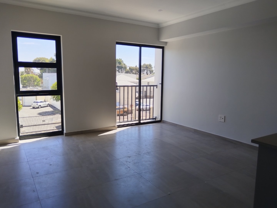 1 Bedroom Property for Sale in Table View Western Cape